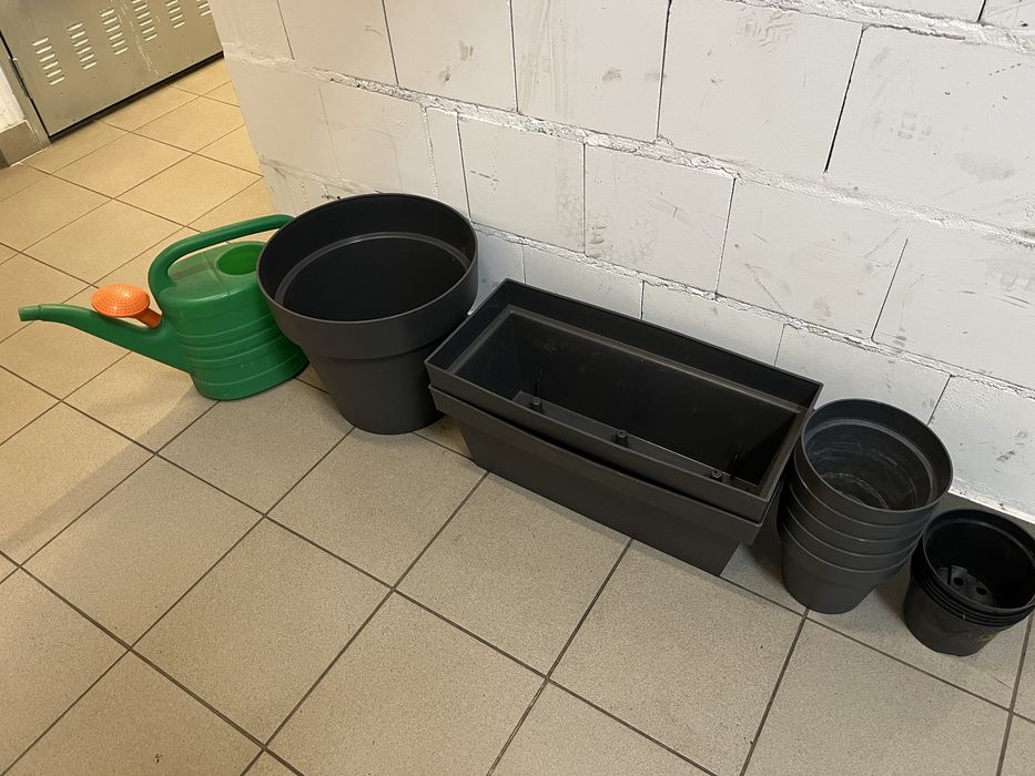 DONICE tarasowe ogrodowe  w zestawie 8 sztuk