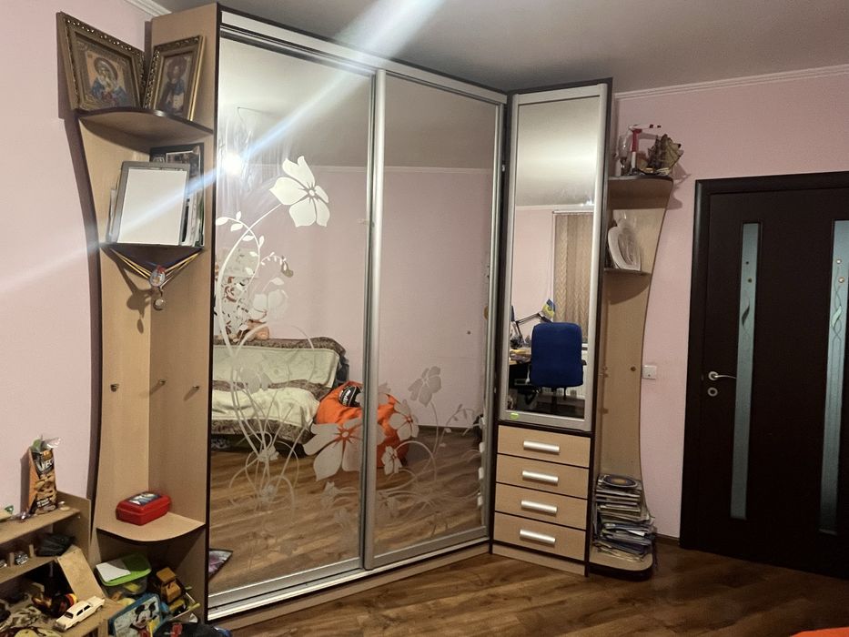 Шафа-купе кутова Шафа гардеробна