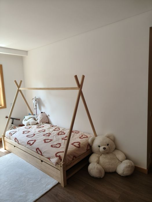 Cama sklum em madeira 90x190