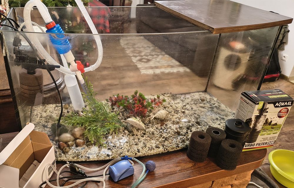 Akwarium 80 litrów w stanie dobrym