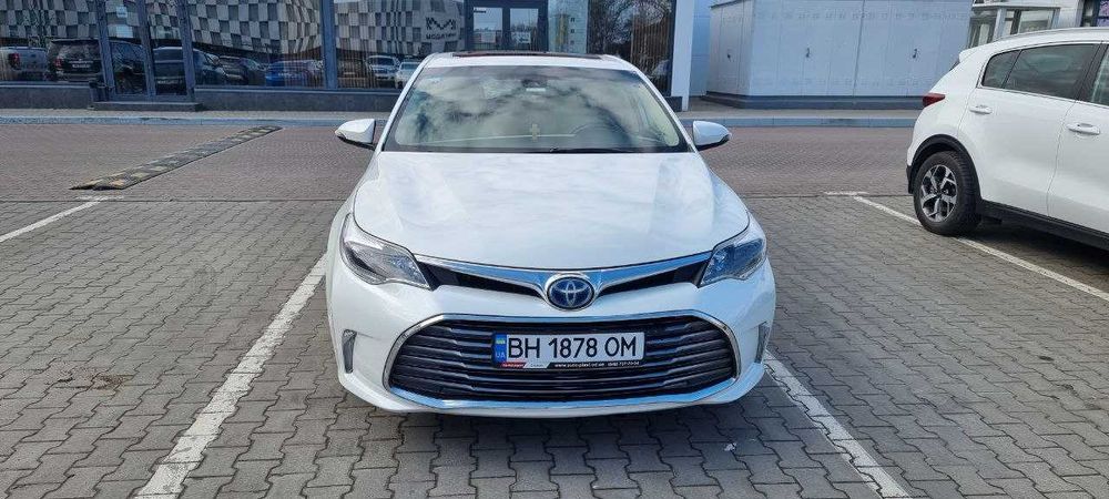 Toyota Avalon Hybrid LIMITED 2016
