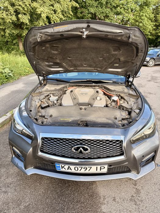Infinity q50s гібрид,