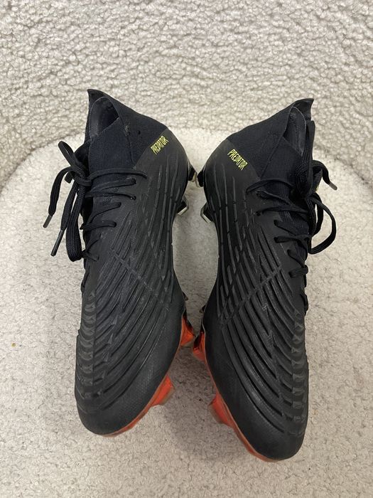 Бутси футзалки сороконожки сокороніжки кросівки Adidas 41р