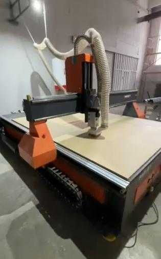 Фрезерний верстат по дереву з ЧПУ MAST 2030 фрезер