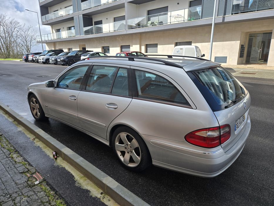 Mercedes-Benz E220