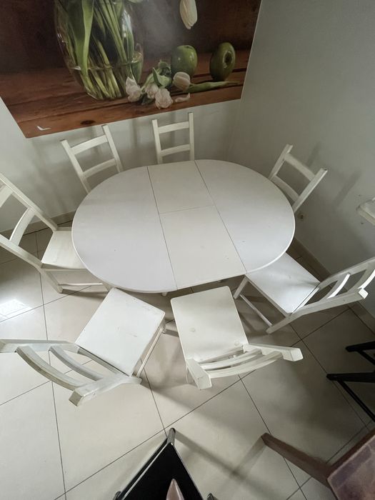 Drewniany  stół +krzesla