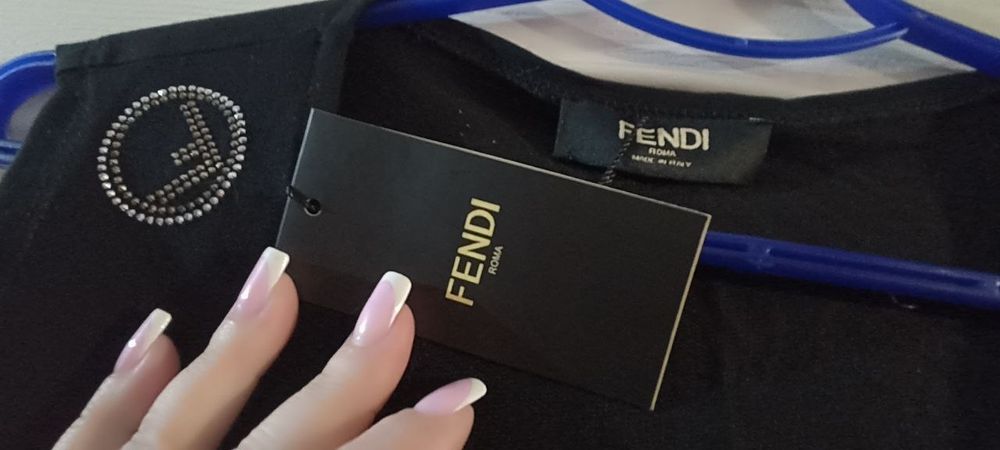 Продам нарядну туніку 50-52. Можна й вагітним