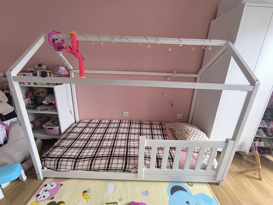 cama infantil easy conforama. Só a cama 70 euros. Cama + colchão 120 euros