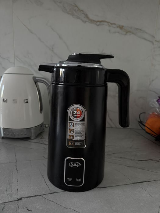 Електрочайник, чайник-термос, термопот