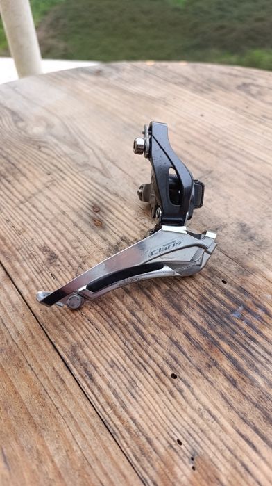 Desviador dianteiro Shimano Claris FD-R2000