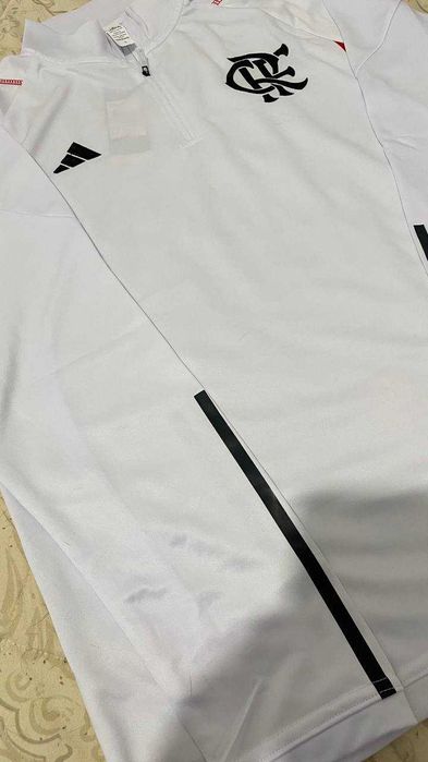 Fato de treino do Flamengo 2025