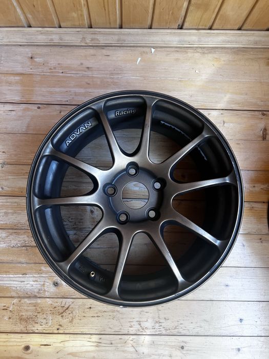 Продам 4 диска за 6 тысяч. Один 1500