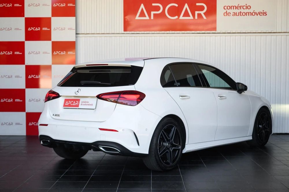 Mercedes-Benz A 200