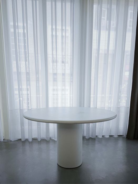 Mesa redonda de design Marlot Baus - 120cm - €750, custou €1400