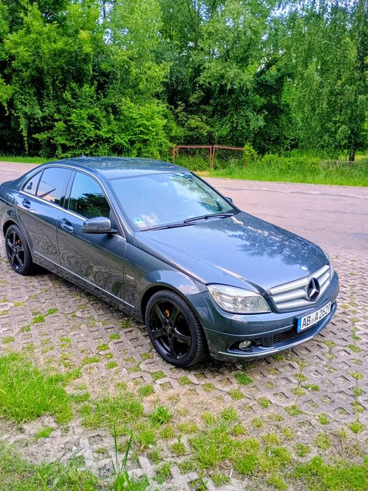 Mercedes klasa c  1,8 benzyna