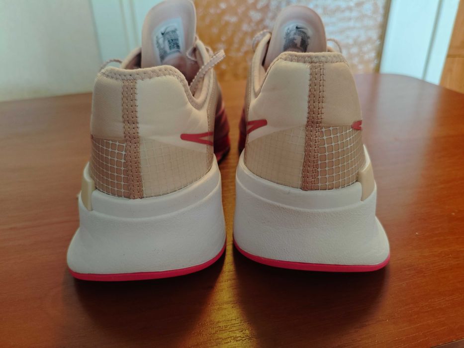 Кросовки Nike Air Zoom SuperRep 3