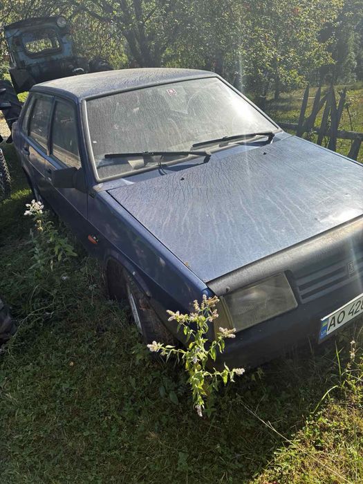 Продам ваз 21099 на запчасті машина не на ходу