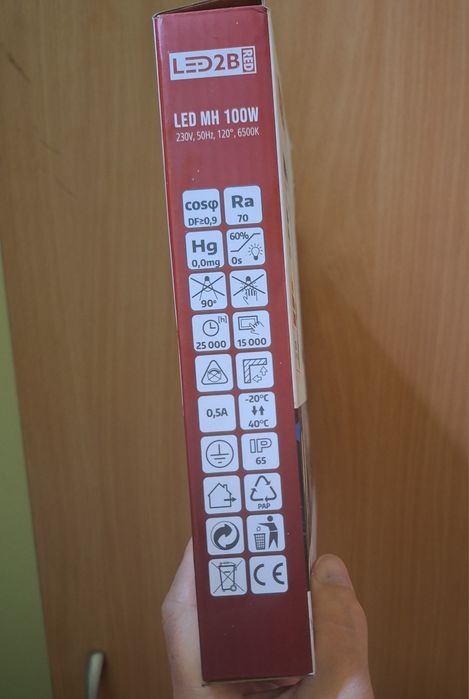 Naświetlacz LED 100W (LED2B RED) – nowy