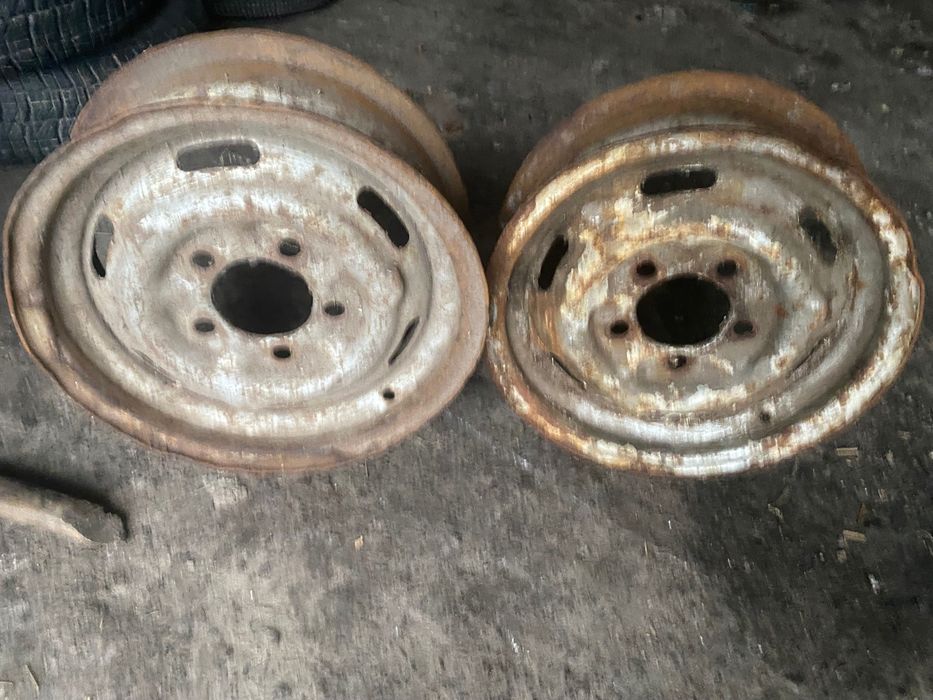 Продам диски на москвич