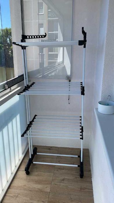 Duża Mocna Suszarka Na Pranie Składana Pionowa Stojąca Czarna Biała