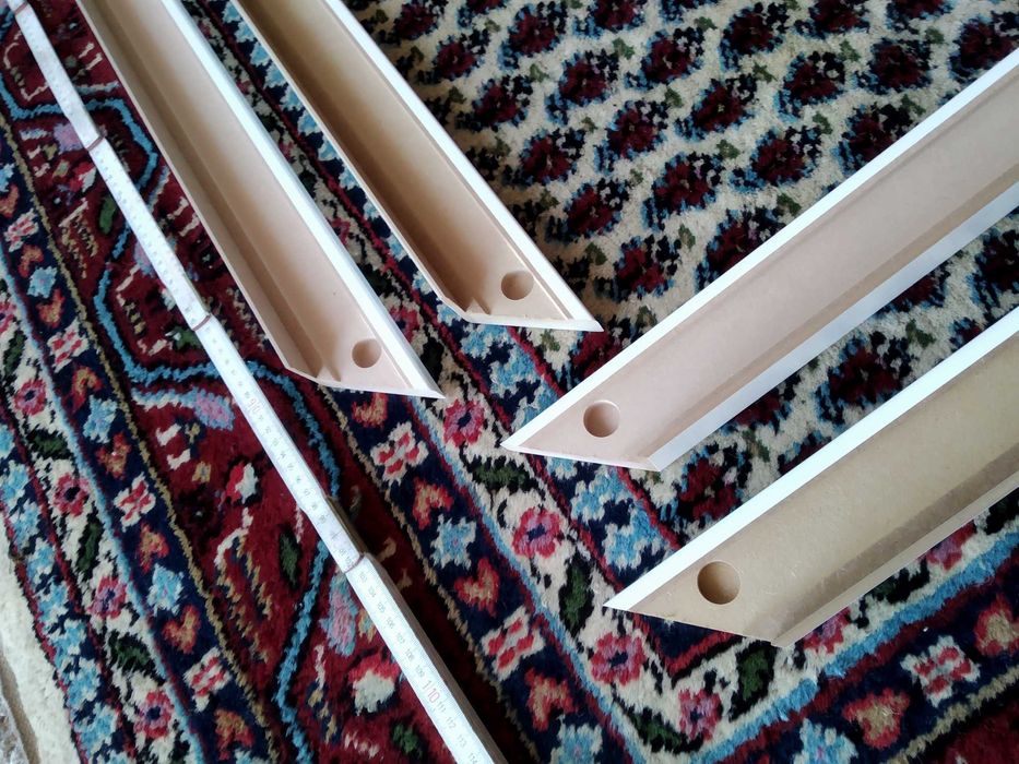 Opaska kątowa drzwi, futryna, framuga, ościeżnica, listwa, biała