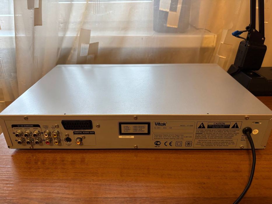 Продам dvd плеер