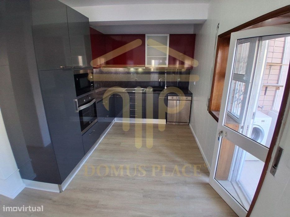 T2 Apartment in Baguim do Monte with Parking Space – Near Campainha Metro Station...