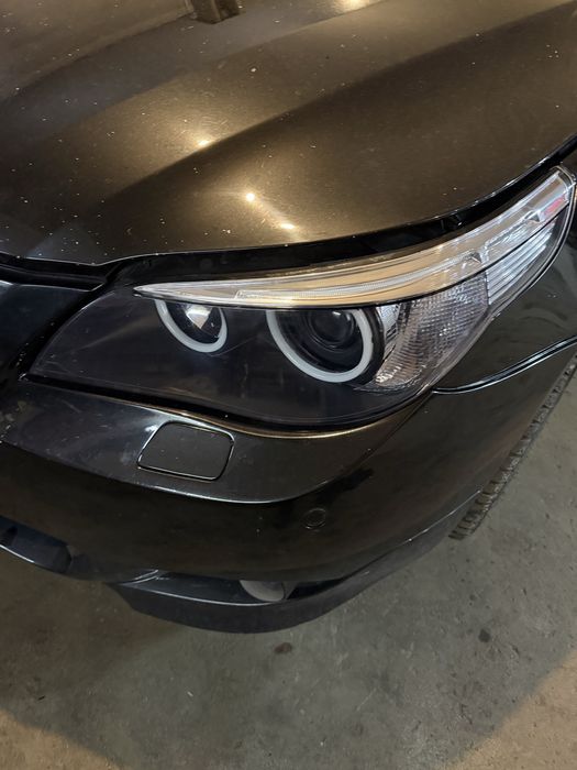 Lampy e60 e61 po regeneracji ringi led d1s