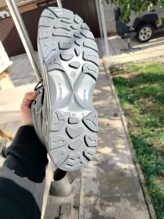 Спецобувь зимние ботинки 46р мех кожаные твёрдый носок тёплые лёгкие