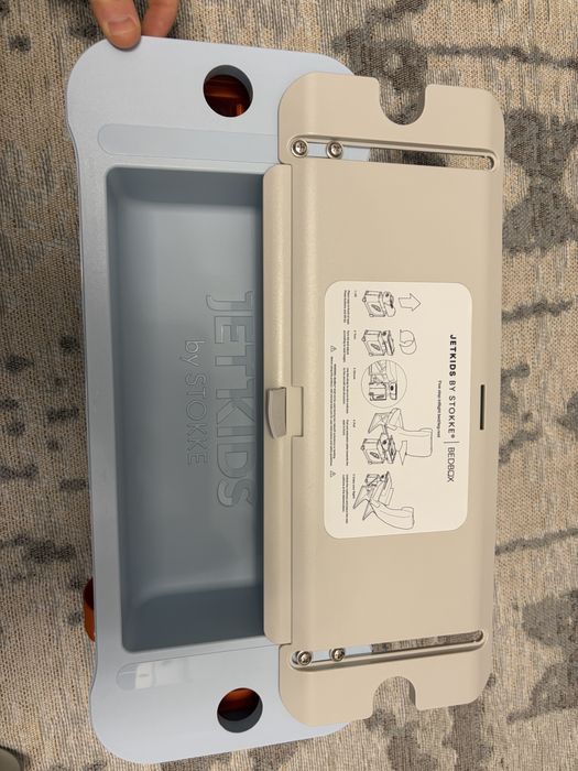 Stokke Jetbox kids валіза з функцією ліжка для літака