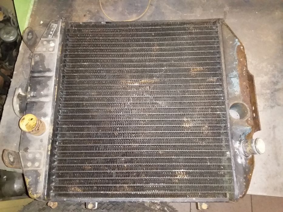 Продам радиатор печки и основной радиатор Москвич-402,407,403