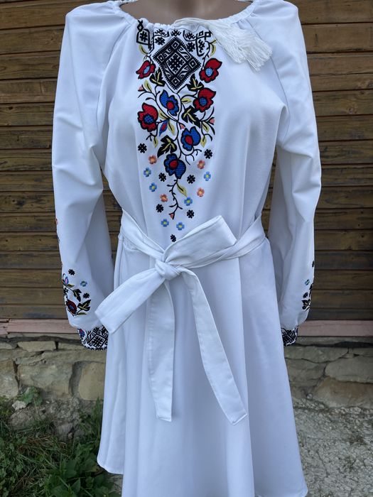 Вишите плаття дуже гарне