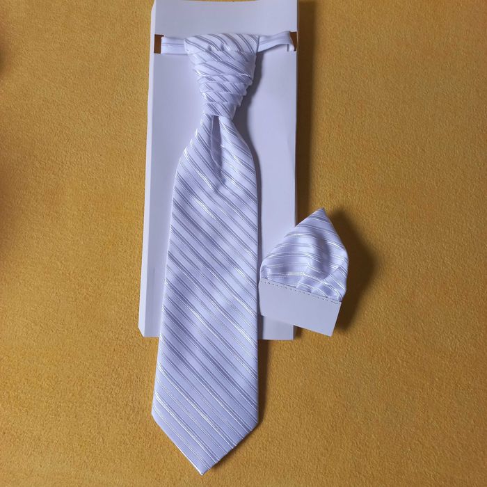 Krawat + poszetka (musznik firmy Gabriel) NOWY!!!