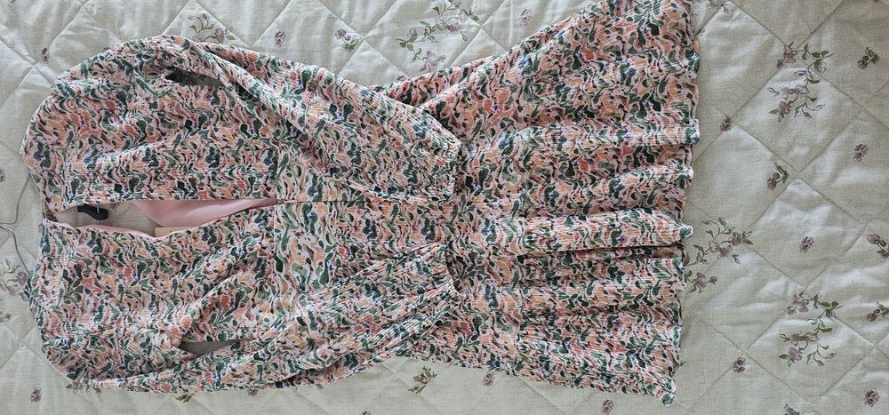 Nowa piękna sukienka Scotch & Soda XS, dekolt, wycięcie na plecach