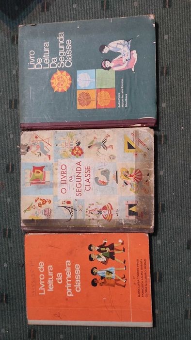 3 livros antigos de Leitura da Escola Primária