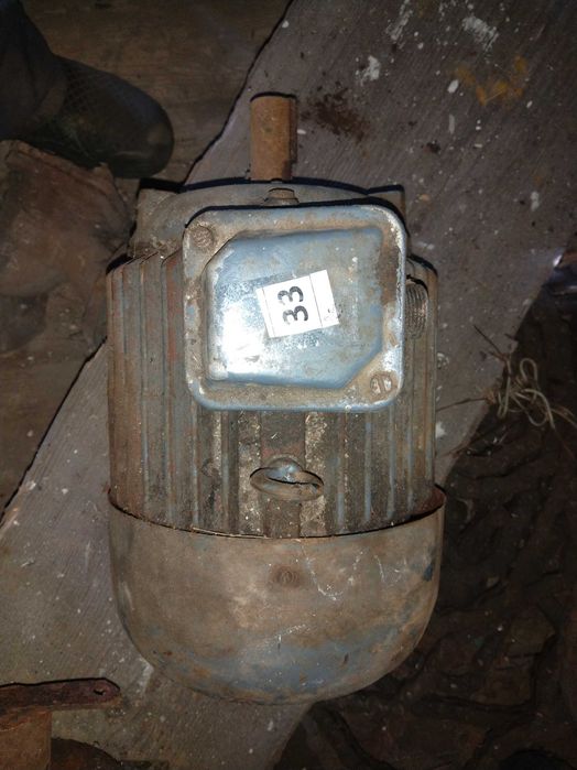 Електродвигуни  типу  АИММ та 2ПН 100L (1,1/1500-4300)