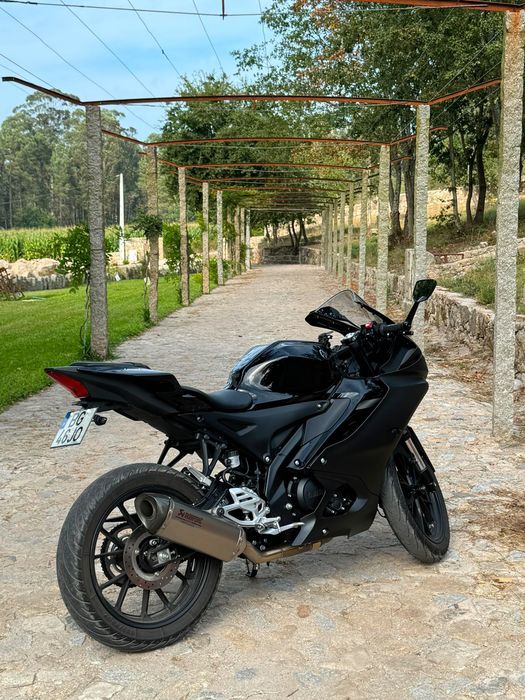 Yamaha YZF-R125 2024 | Akrapovic Titanium | Extras Yamaha e Puig | Carta A1