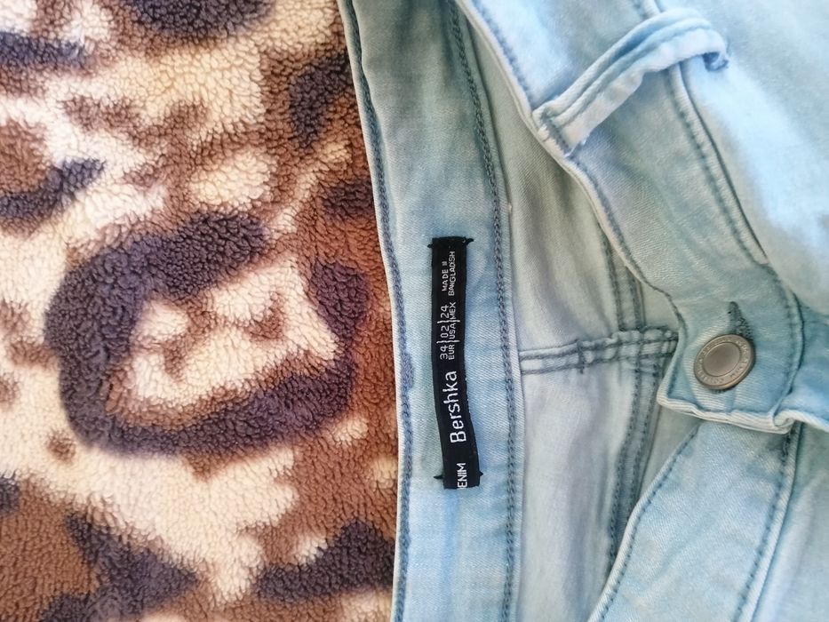 Spodenki damskie Bershka rozmiar XS