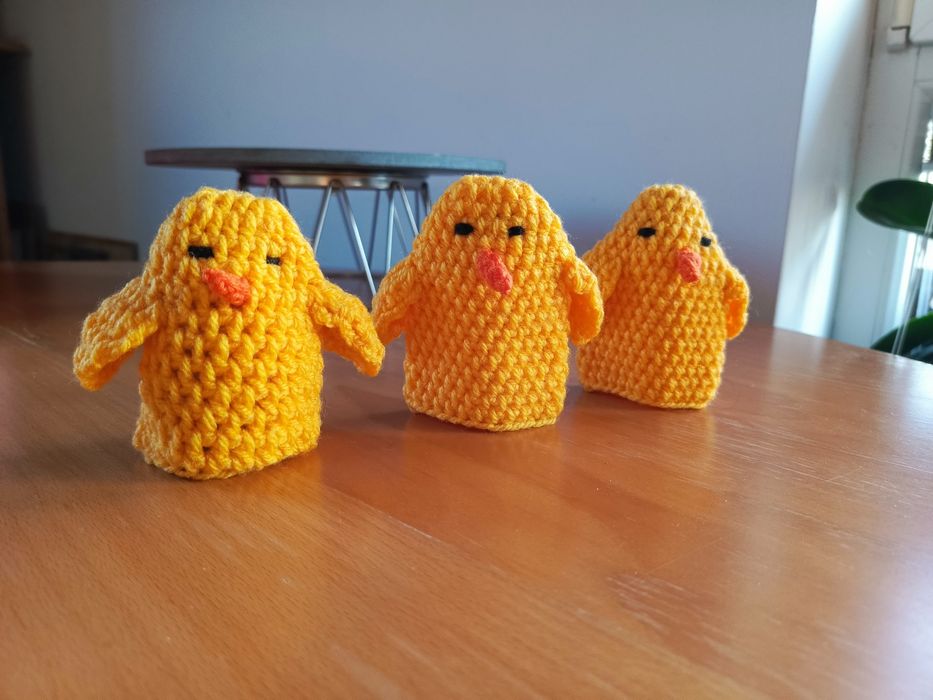 Zestaw kurczaczków kura Wielkanoc szydełko wełna handmade  zabwka