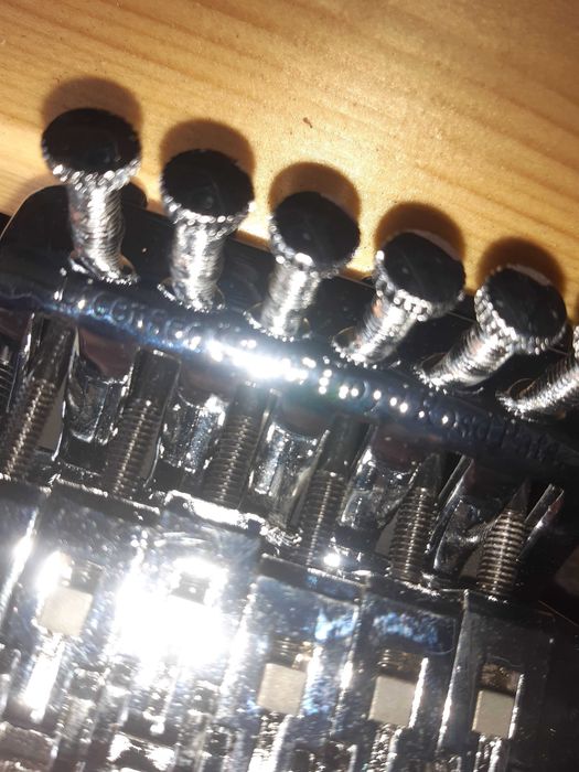 Mostek typu floyd rose, nowy