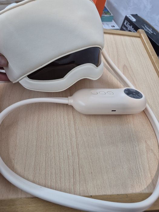 Масажер для голови.