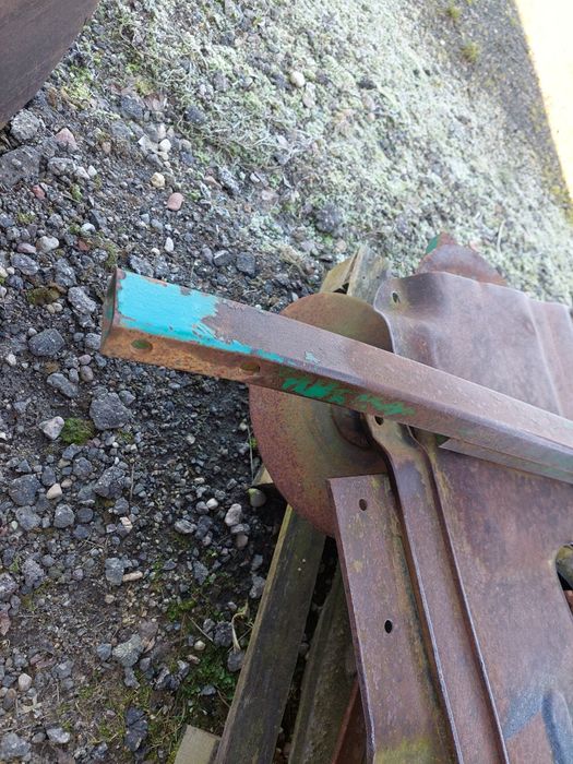 Pług kverneland  obrotowy ramie do pługa czesc