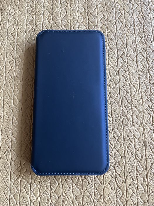 Etui zamykane na telefon Samsung A35 - nowe