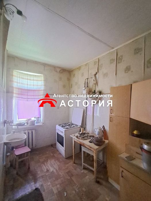 Продаж 2-кімнатної повнометражної квартири