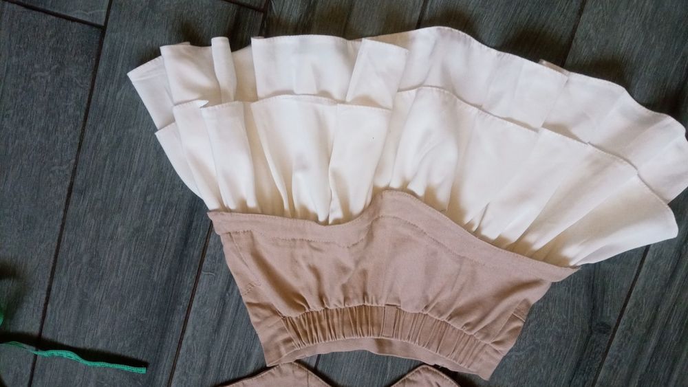 Костюм святковий  спідниця з жилеткою