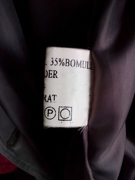 женский демисезонный плащ размер L, ширина подмышками 55 см