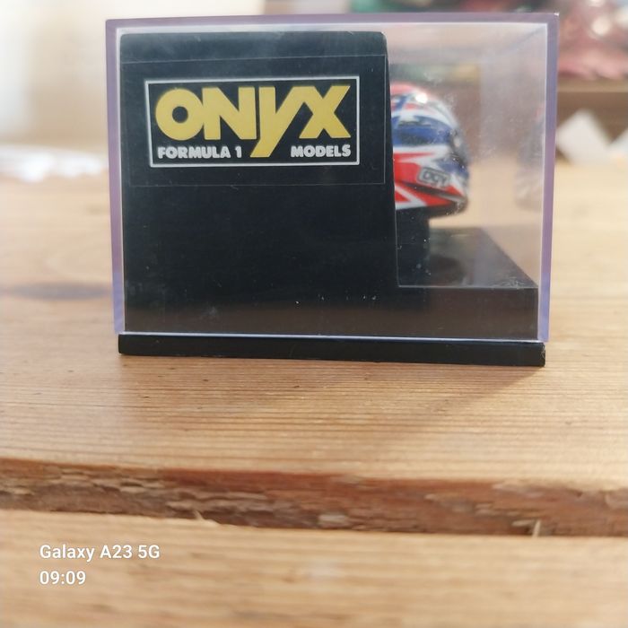 Miniatura de Coleção: Capacete Àlex Crivillé - Escala 1:12 (ONYX HM006)