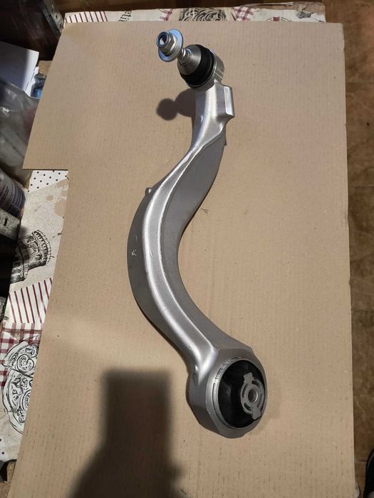 Рычаг нижний Ричаг нижній Grand Cherokee WL 2022+ лівий та правий.