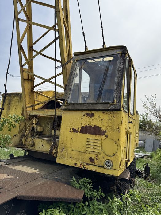 Кран стреловий сомохідний повноповоротний КС4361А