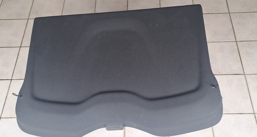 Chapeleira Volvo V40